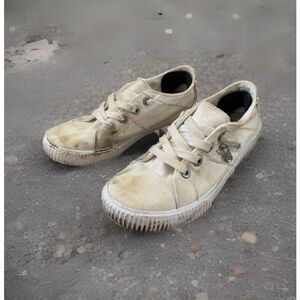 Blowfish Malibu Memory Foam Sneakers Shoes